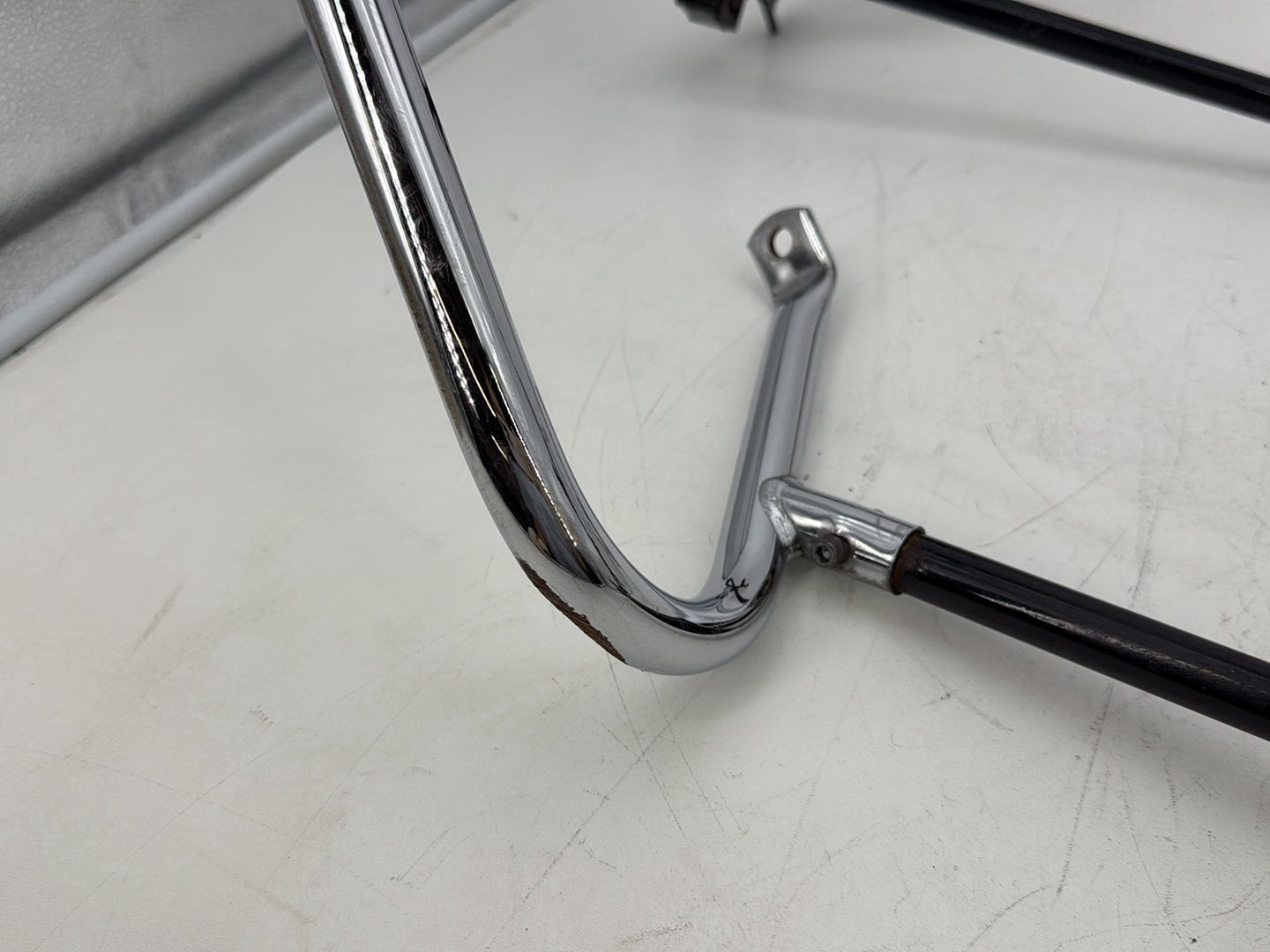 2011 Harley Electra Glide Ultra OEM Rear Left Right Saddlebag Guard Rails Bar