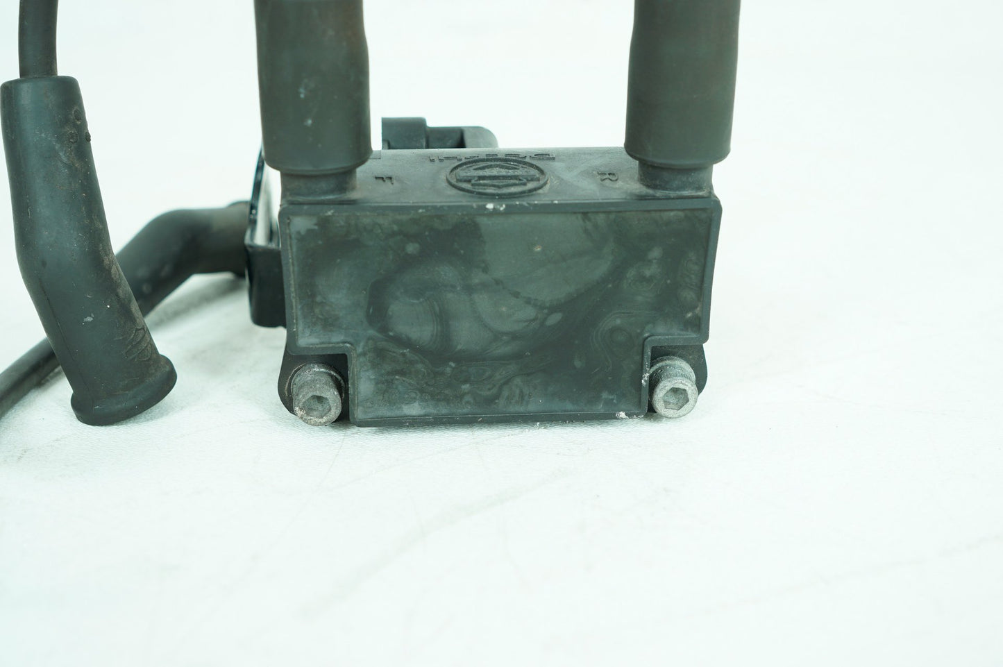 2007 - 2011 Harley-Davidson Touring Electra Glide Ignition Coil Spark Plugs Cable 31696-07A