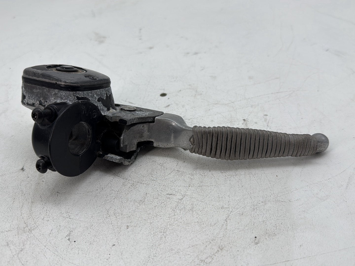 2006 Harley Touring FLHTCI Electra Glide Classic OEM Front Right Brake Lever Master Cylinder