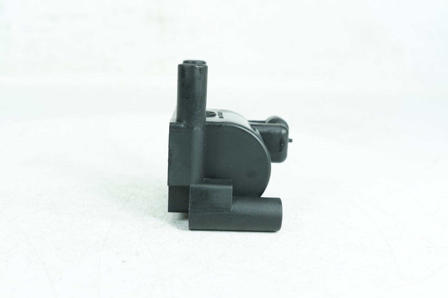 2008 - 2016 Harley-Davidson Touring Electra Glide Classic Ignition Coil Spark Igniter  	31696-07A
