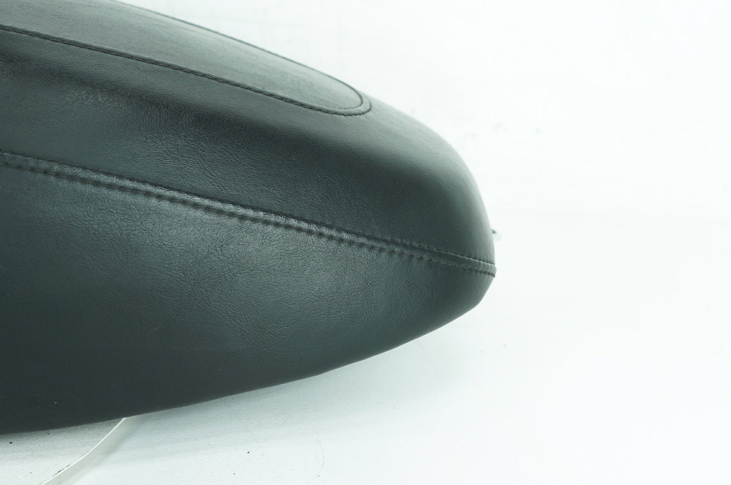 2007 - 2016 Harley-Davidson Touring Street Glide Passenger Rider Driver Seat Saddle 52320-11