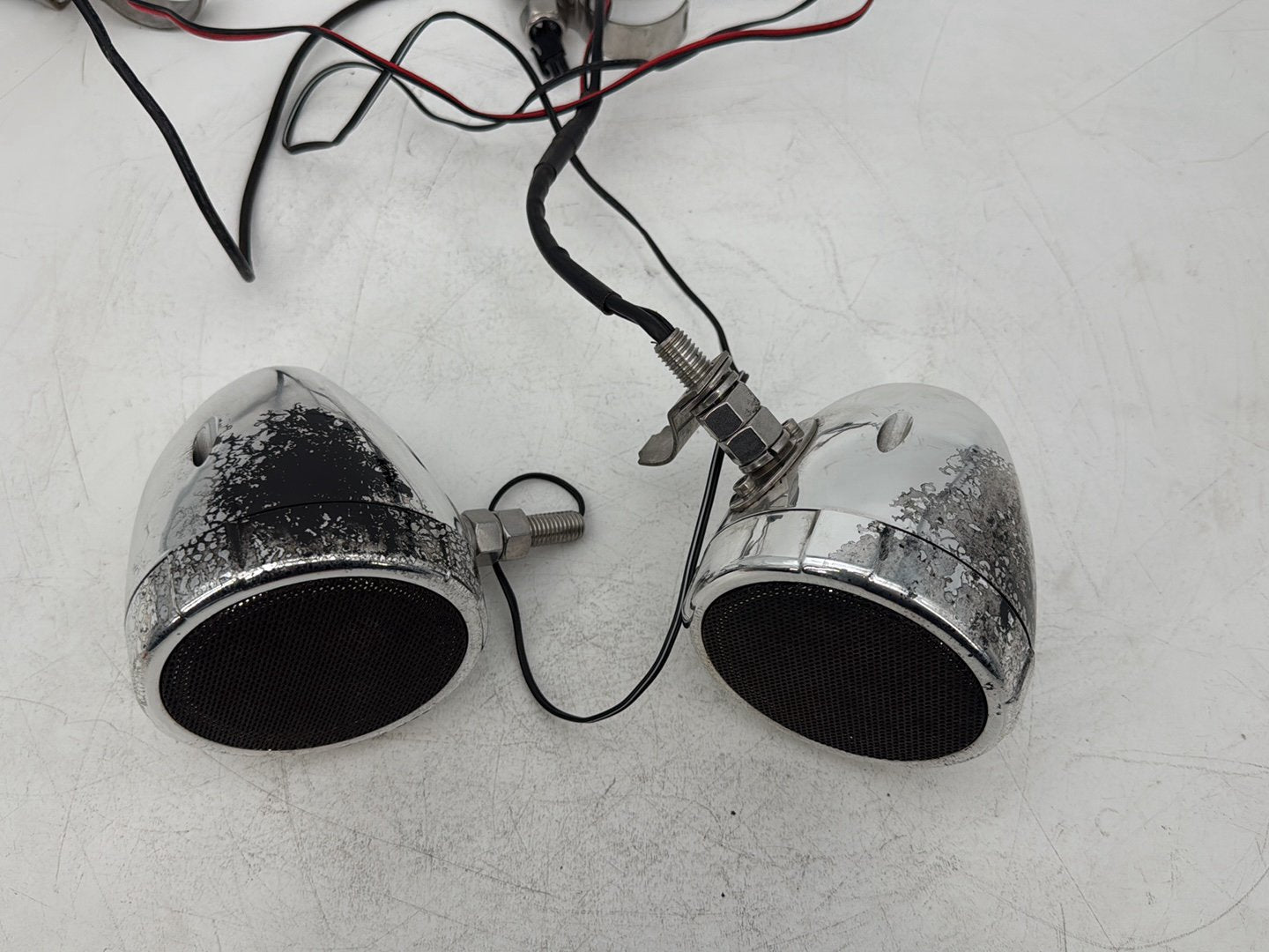 1999 - 2006 Harley-Davidson Dyna Super Glide Left Right Sound Audio Speakers 76262-08A