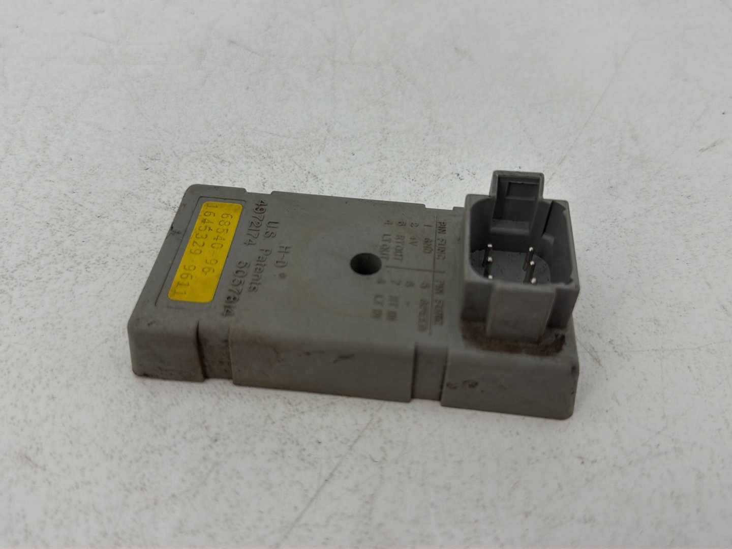 1986 - 1998 Harley-Davidson Softail Heritage Classic Turn Signal Computer Module TSM 68540-96