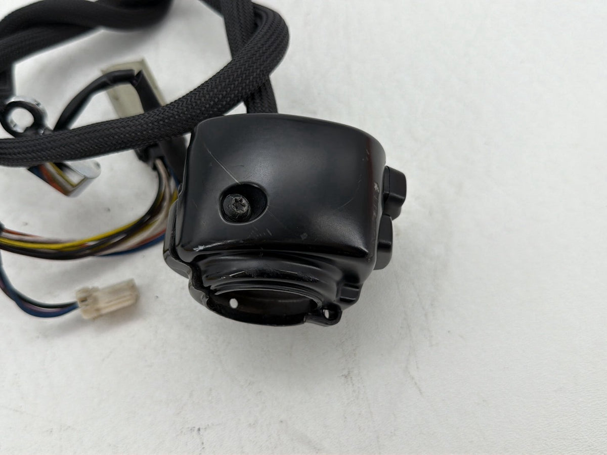 07 Harley Dyna Street Bob FXDBI OEM Left Turn Signal Headlight Switches Controls