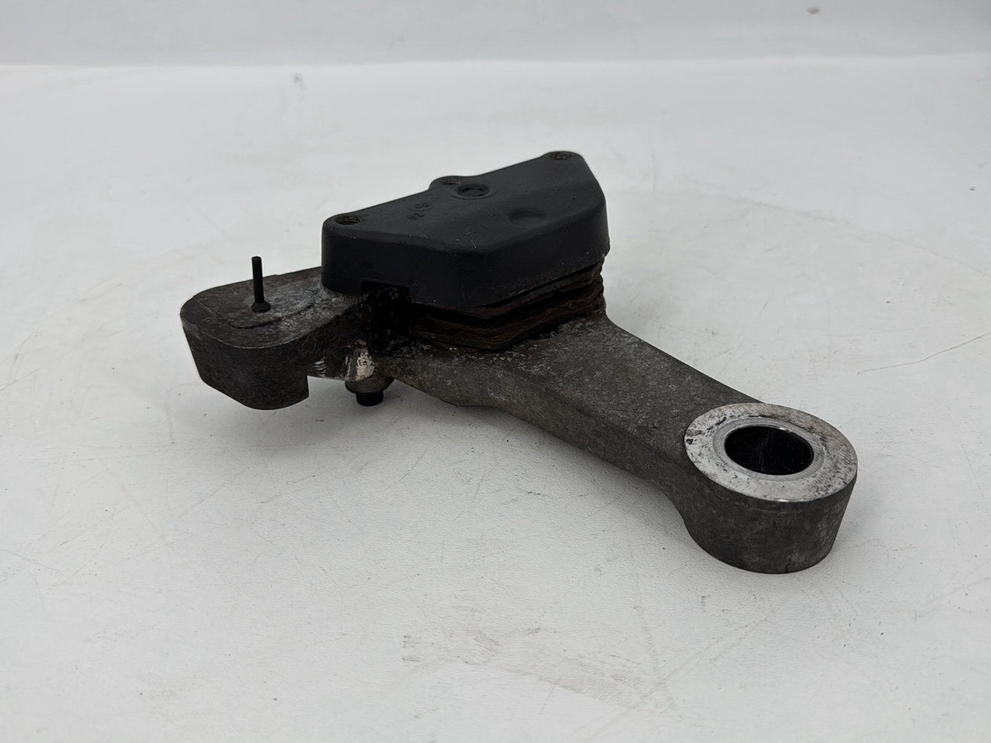 1999 - 2006 Harley-Davidson Touring Electra Glide Rear Back Brake Caliper 	44080-02C