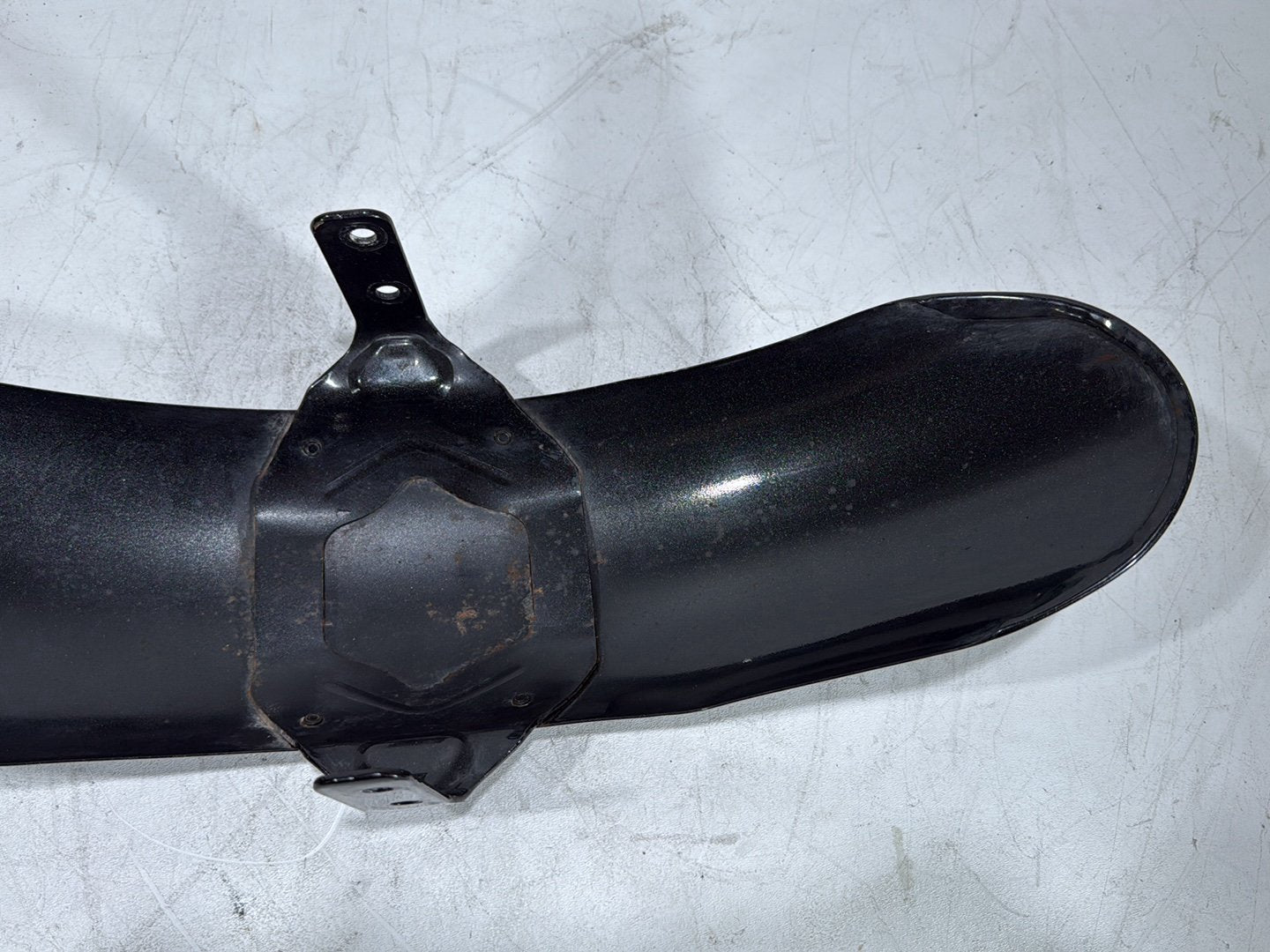 2008 Harley Dyna Fat Bob FXDF OEM Front Wheel Fender Shell Panel 60139-06B