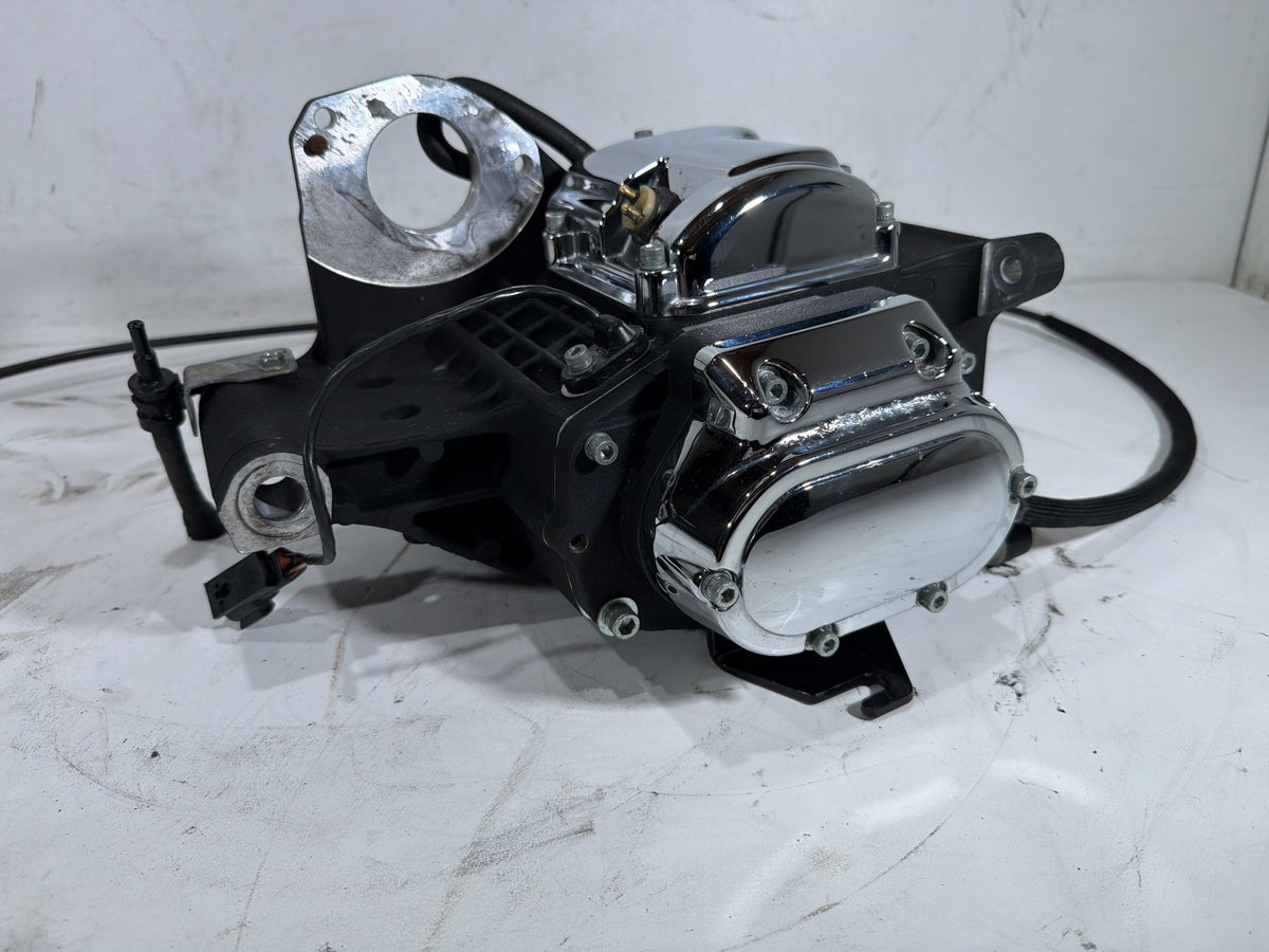 2001 Harley Softail Deuce FXSTD OEM 5 Speed Transmission Gearbox 33052-03 24K