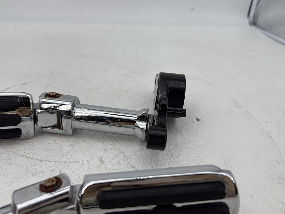2008 Harley Touring Electra Glide Ultra OEM Passenger Left & Right Foot Pegs