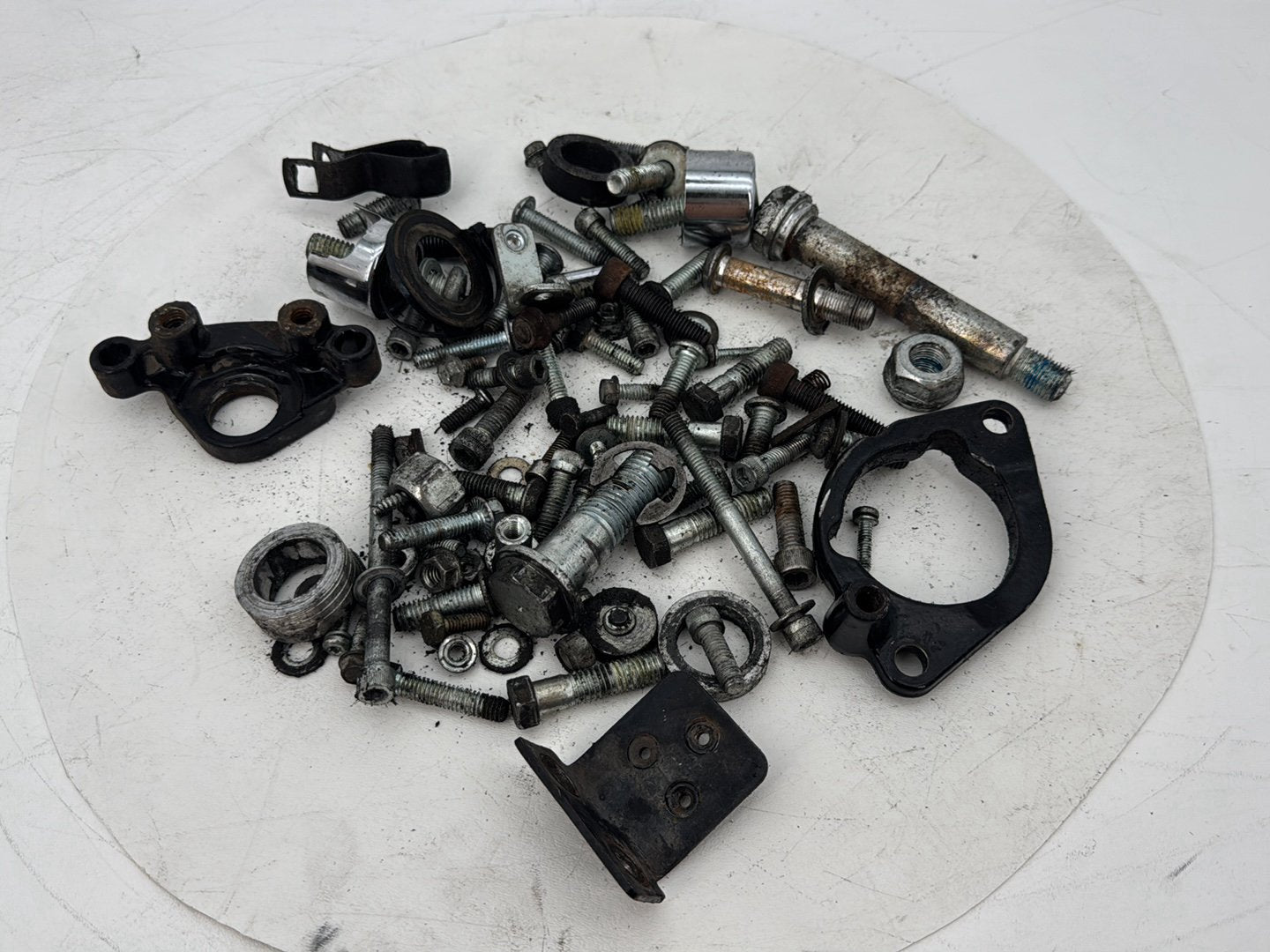 2009 Harley Sportster XL1200 L 1200 Low OEM Hardware Bolts Nuts & Brackets