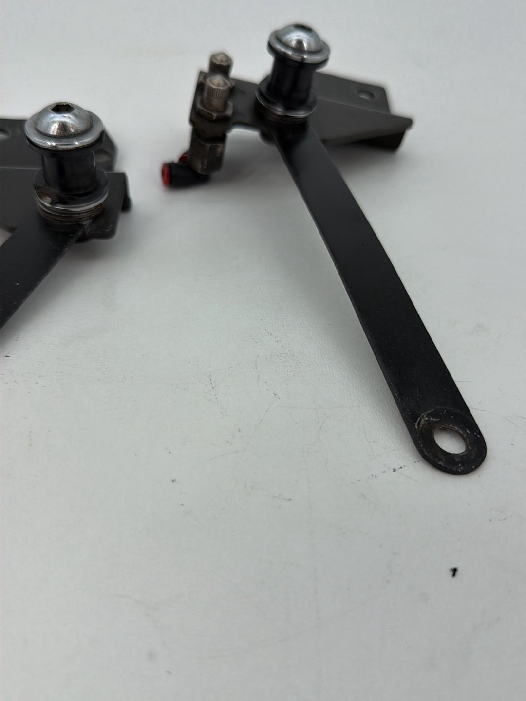 1999 - 2006 Harley-Davidson Touring Road King Left & Right Saddlebag Mount Brackets 53803-06
