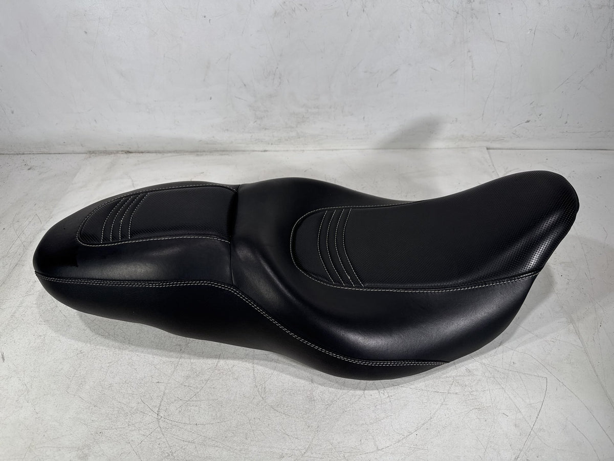2012 Harley Street Glide Touring FLHX OEM Passenger Rider Driver Seat Saddle