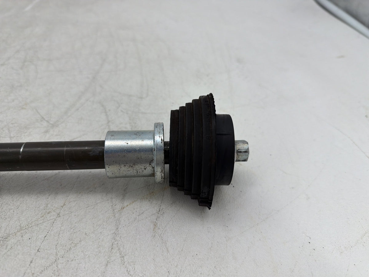 09 Harley Electra Touring CVO Screamin Eagle Rear Fork Swingarm Pivot Bolt Shaft