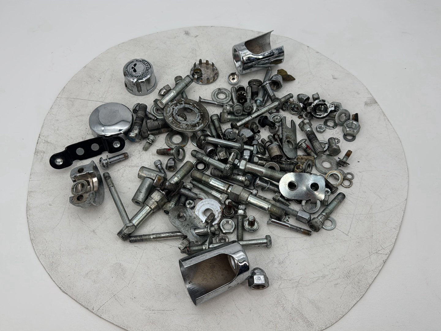 1999 - 2006 Harley-Davidson Dyna Wide Glide Hardware Bolts Nuts & Brackets