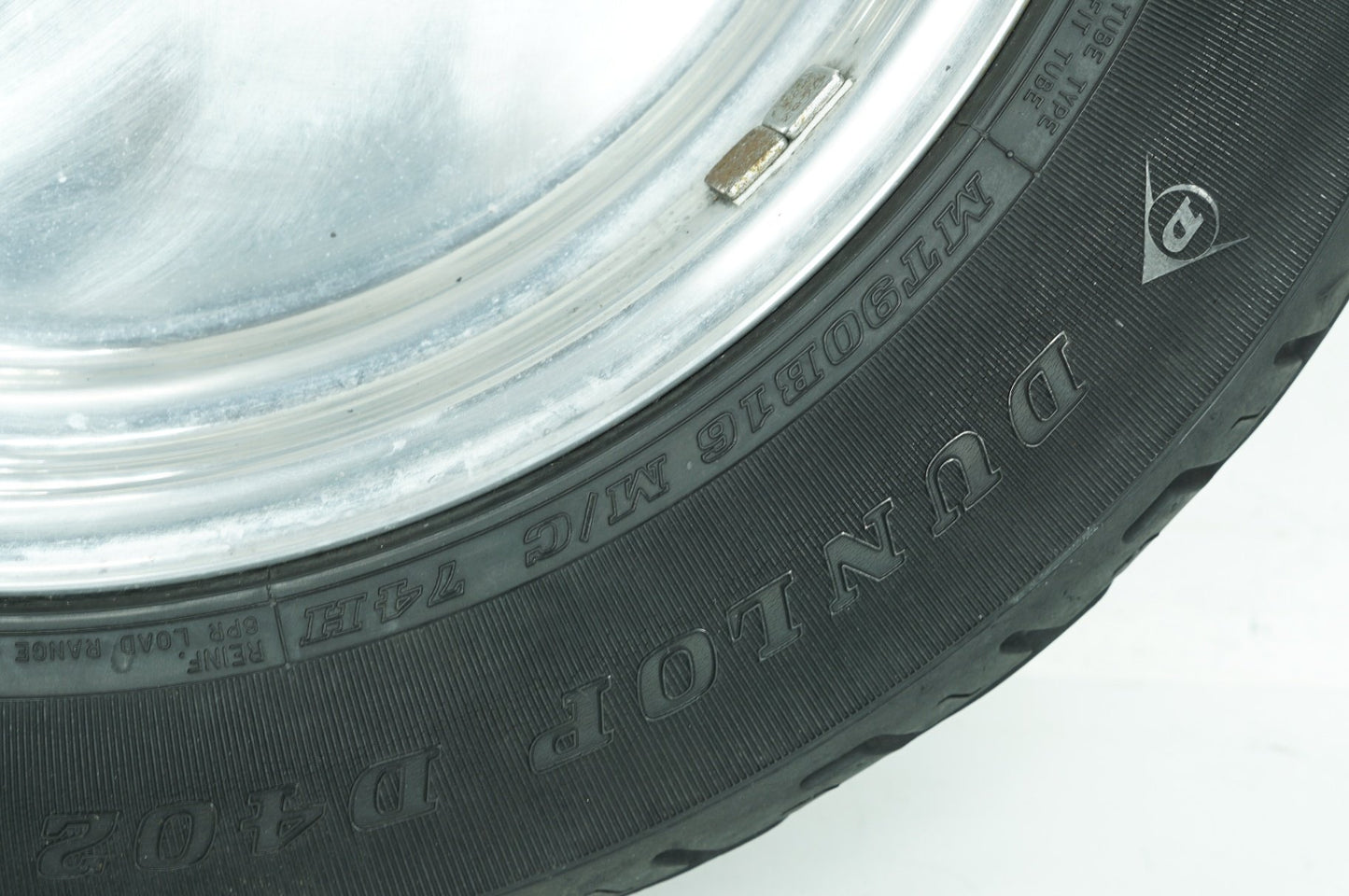 1999 - 2006 Harley-Davidson Dyna Low Rider Rear Wheel Rim Tire 41313-04