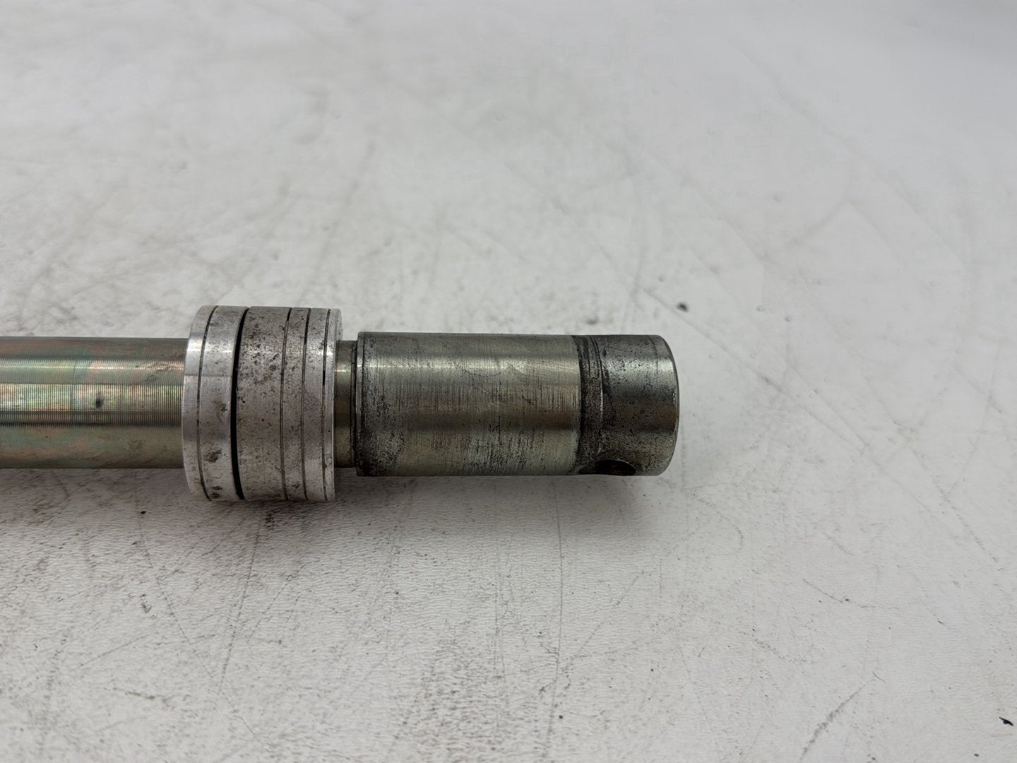 2009 Harley Sportster 883 Low XL883L OEM Front Wheel Axle Bolt Shaft
