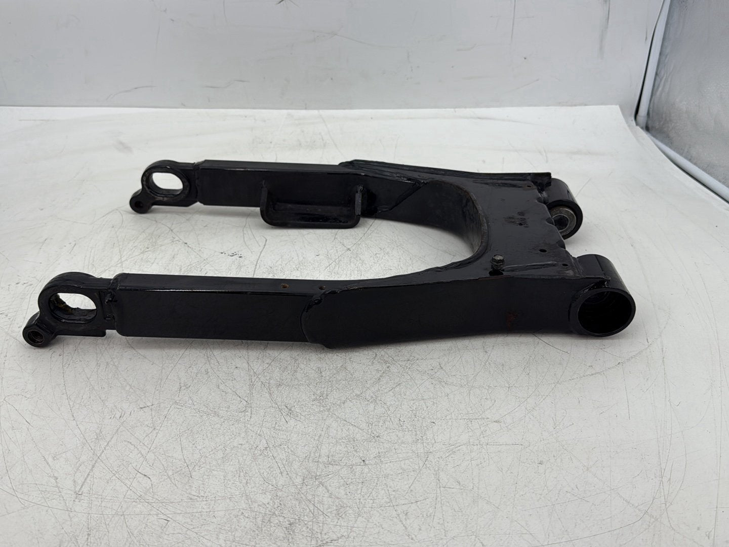 2006 Harley Electra Glide Touring Classic FLHTCI OEM Rear Fork Swingarm Swing Arm