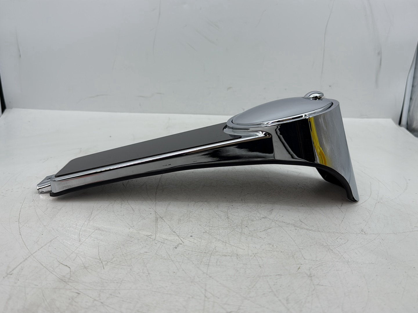 2007 Harley Touring FLHTCU Electra Glide Ultra OEM Fuel Gas Tank Dash Console NOKey