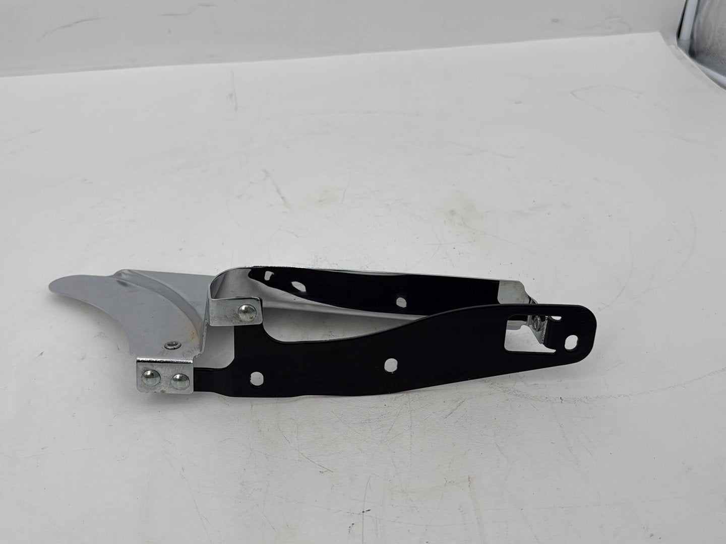 2009 Harley Sportster XL1200C 1200 Custom OEM Rear Belt Debris Deflector Guard