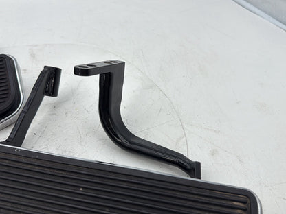2007 - 2012 Harley-Davidson Touring Electra Glide Ultra Left Right Driver Floorboard Foot Rest 	47365-83C
