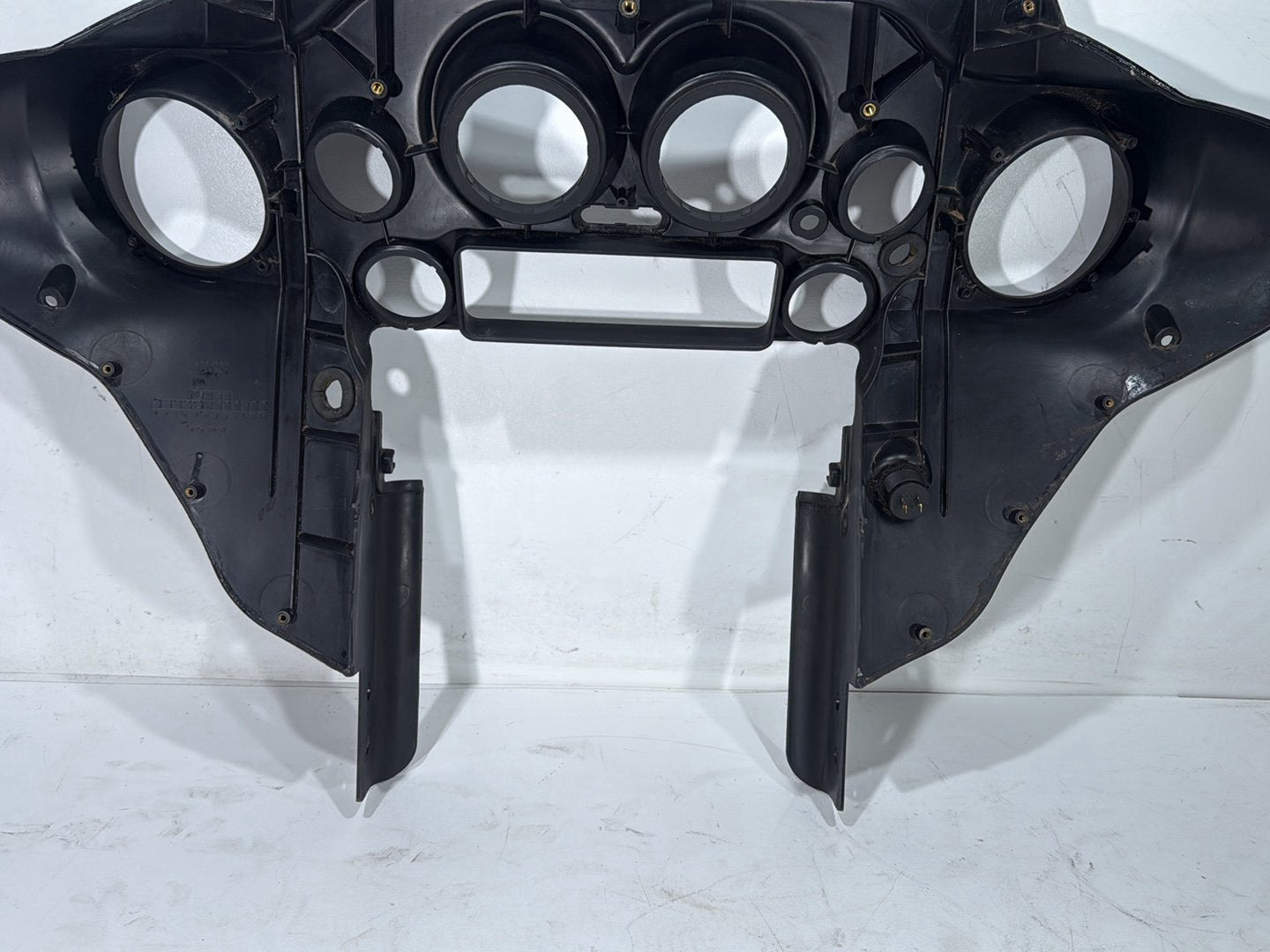 1996 Harley Electra Glide Touring FLHT OEM Front Inner Batwing Fairing Cover