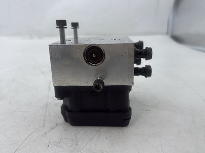 2011 Harley Electra Glide Ultra FLHTK OEM ABS Brake Pump &amp; Control Module