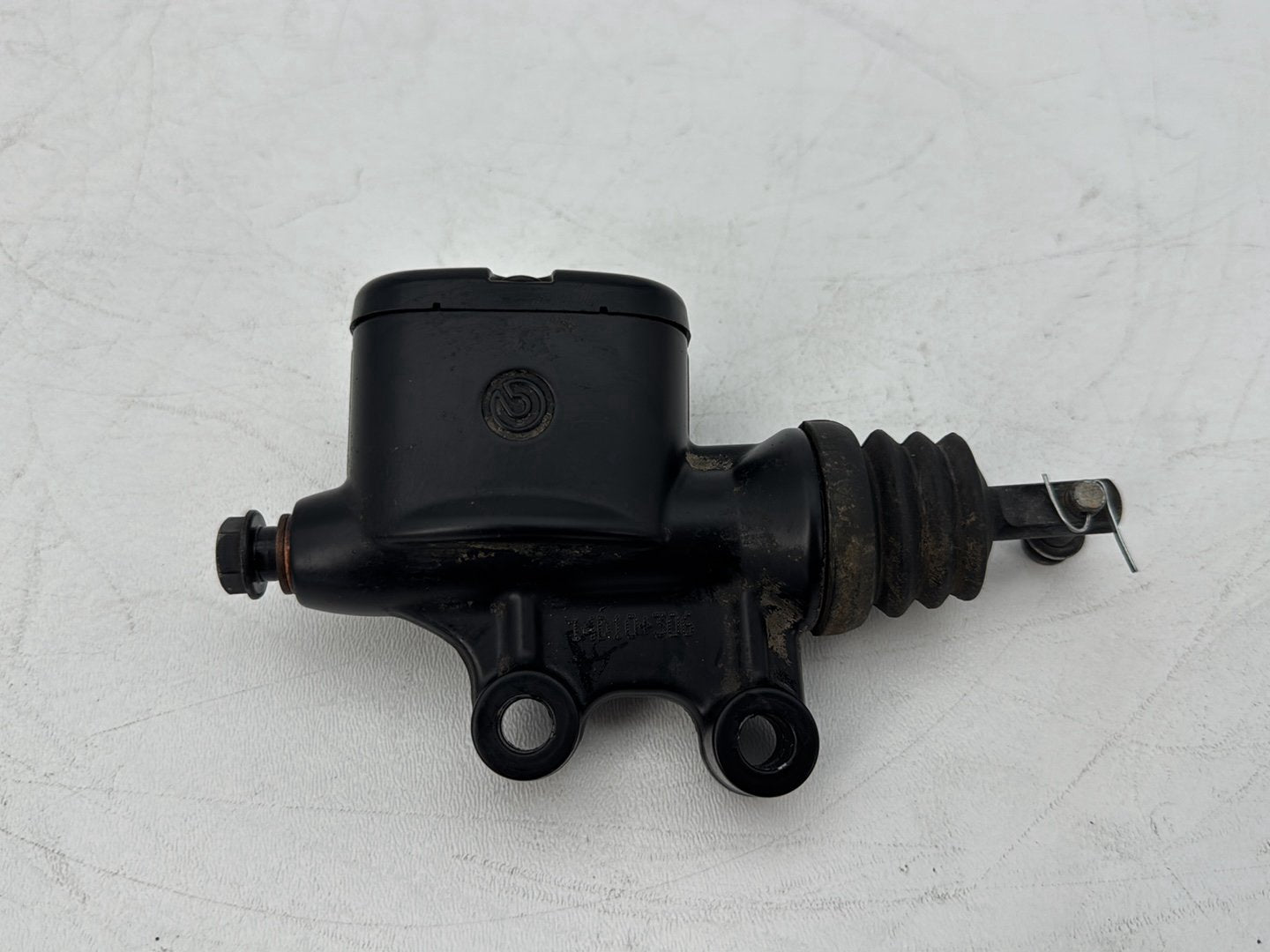 2008 - 2016 Harley-Davidson Touring Electra Glide Ultra Rear Brake Master Cylinder Reservoir ABS