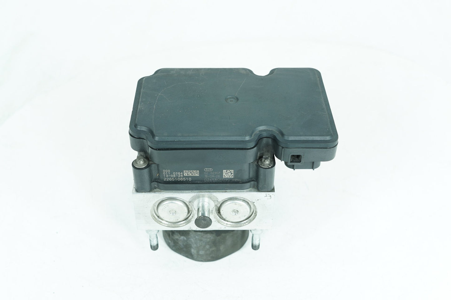 14 Harley Touring FLHTK Electra Glide Ultra OEM ABS Brake Pump &amp; Control Module
