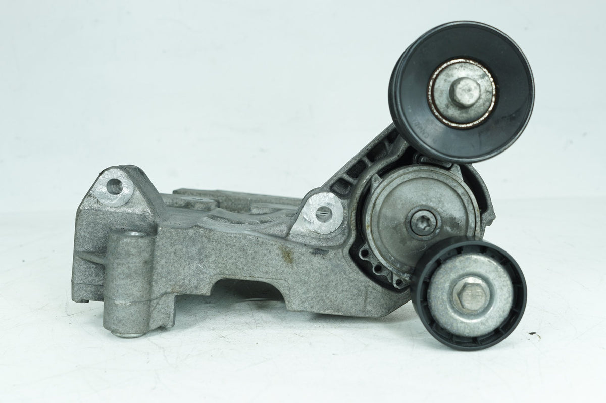 Rear Engine Mount Bracket, 2013, Jaguar, XF