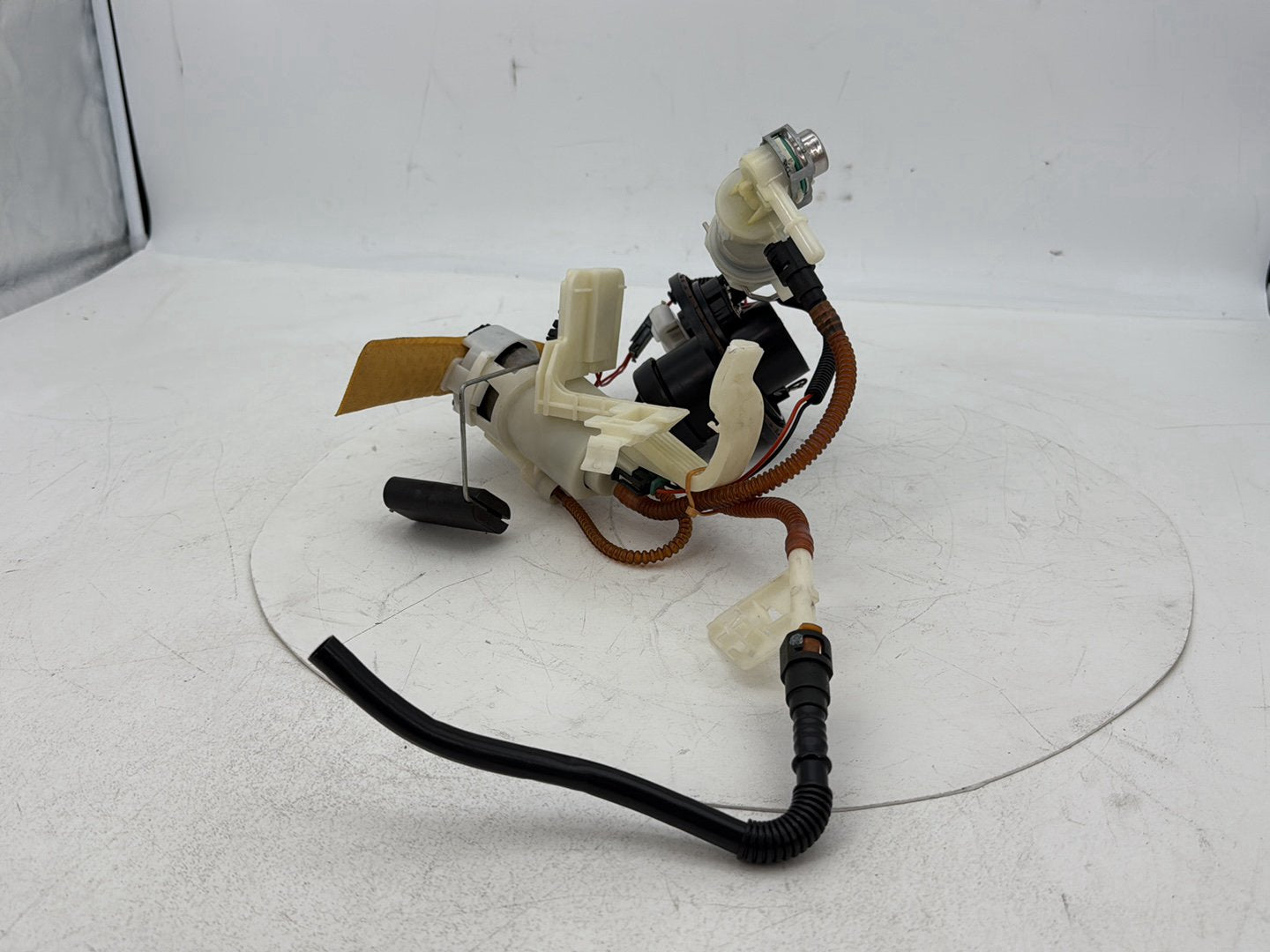 2007 - 2012 Harley-Davidson Touring Electra Glide Ultra Gas Gasoline Fuel Petrol Pump Sending 62908-08