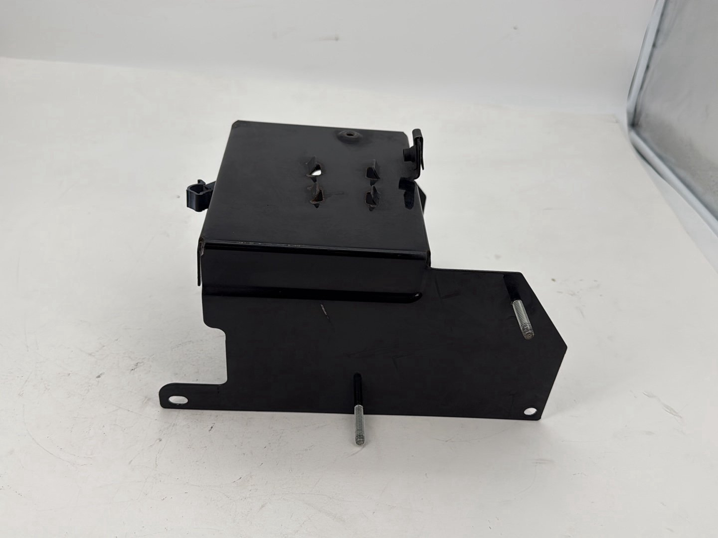 1999 - 2006 Harley-Davidson Touring Road King Custom Battery Tray Bracket Holder Carrier 66281-02A