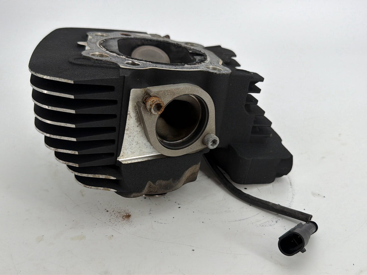 2013 Harley Touring Electra Glide Ultra OEM Rear Twin Cam Engine Cylinder Head