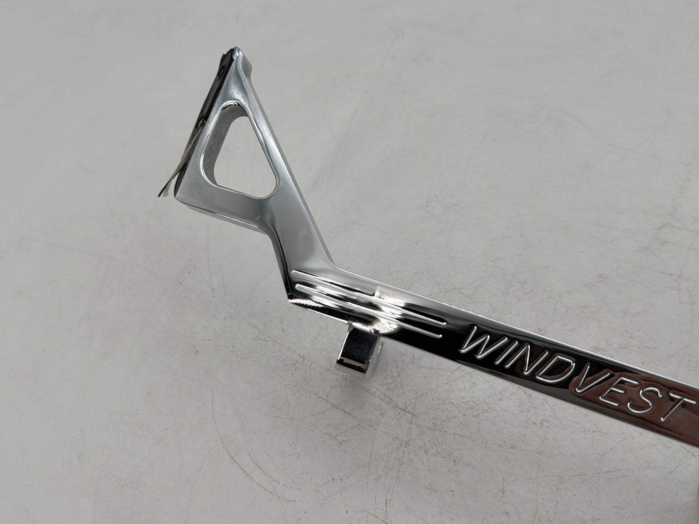 1999 - 2006 Harley-Davidson Touring Road King Classic Front Windshield Mount Trim Strip WINDVEST