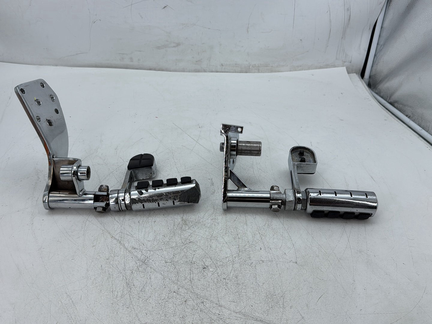 1998 Harley Softail Custom FXSTC OEM Left Driver Foot Controls Peg Rest