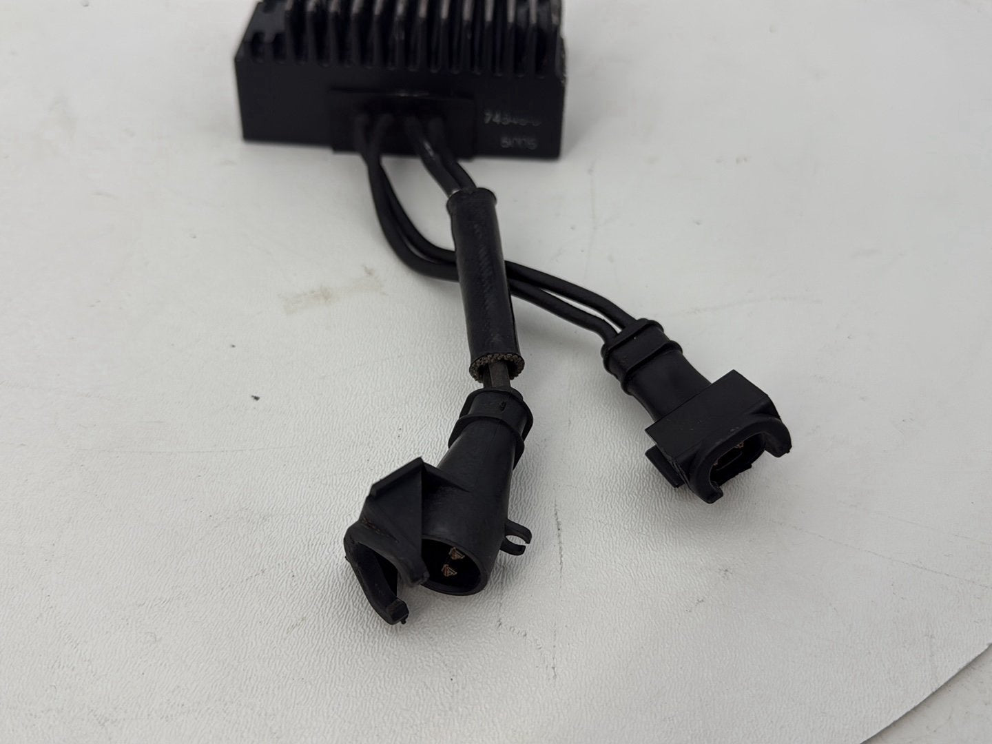 2004 - 2013 Harley-Davidson Sportster 883 Custom Voltage Regulator Rectifier  74546-07