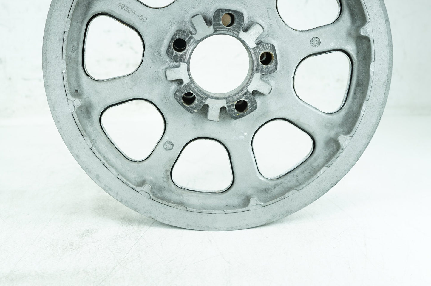 1999 - 2006 Harley-Davidson Softail Fat Boy Rear Driver Pulley Sprocket 40306-00