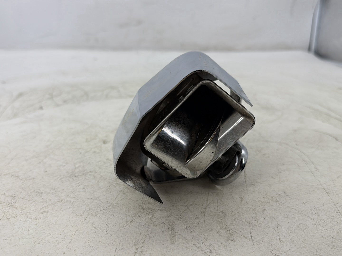 1998 Harley Touring FLHTCUI Electra Glide Ultra OEM Horn Signal Klaxon Chrome Cover