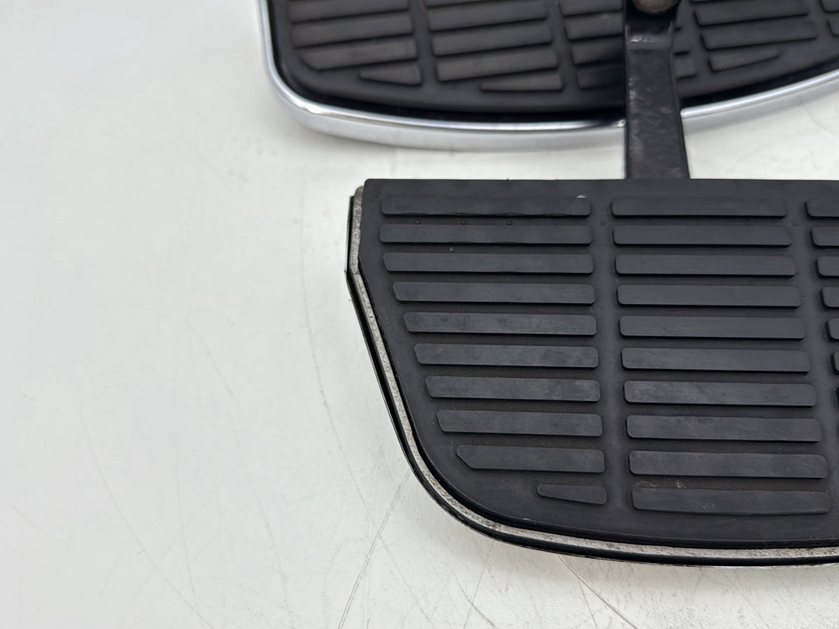95 Harley Electra Touring Classic Left Right Driver & Pass Floorboard Foot Rest