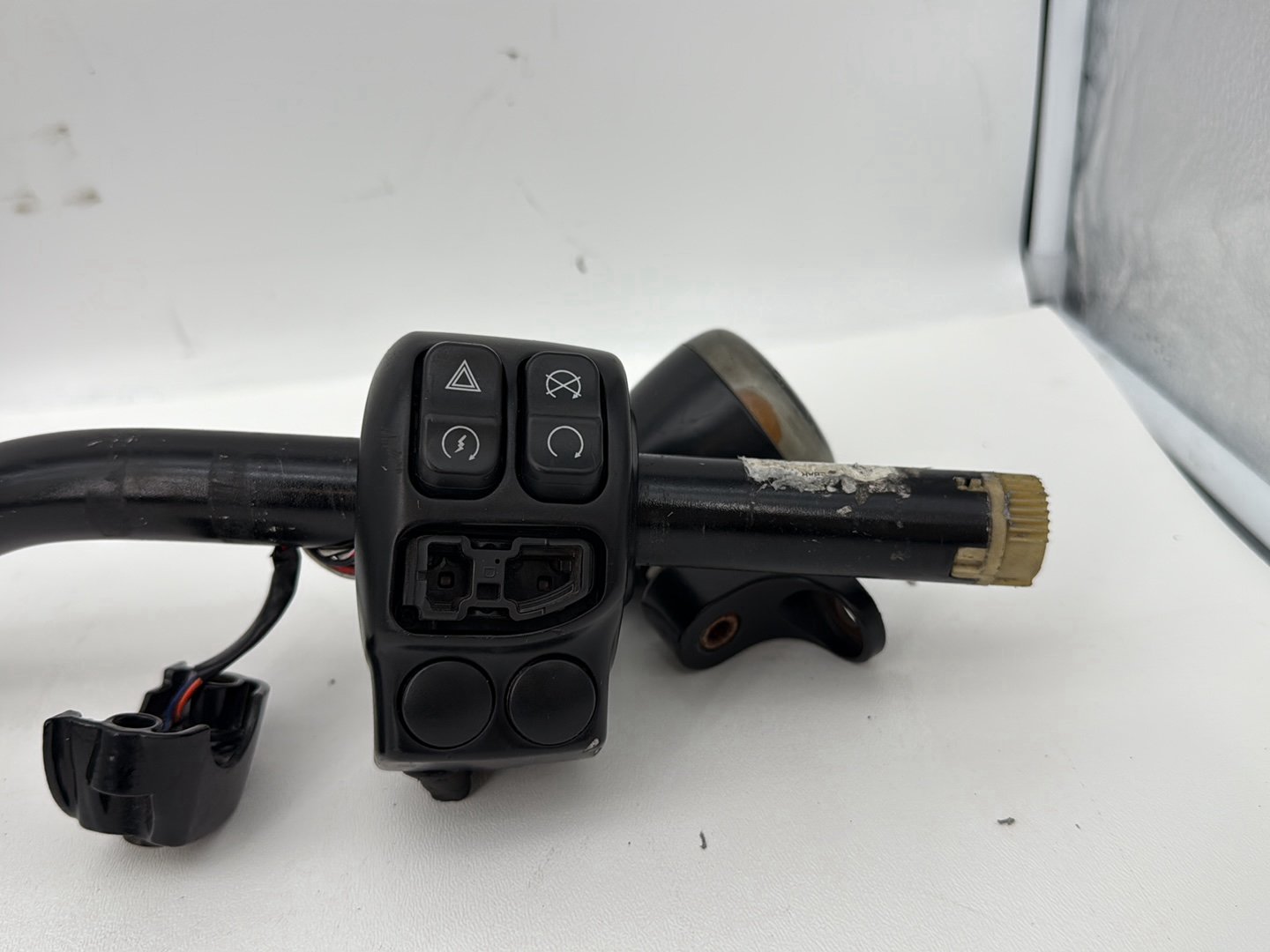 2019 - 2023 Harley-Davidson Touring Road King Special Handlebars Left Right Switches Controls 71500419 , 55800378