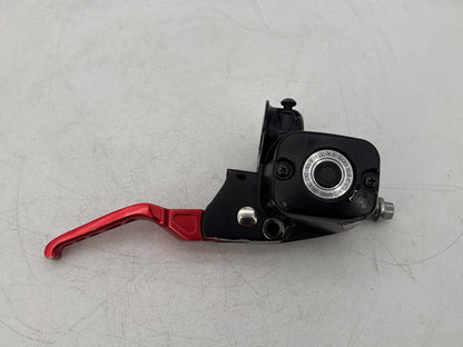 2006 - 2017 Harley-Davidson Dyna Street Bob Front Right Brake Lever Master Cylinder 45019-06