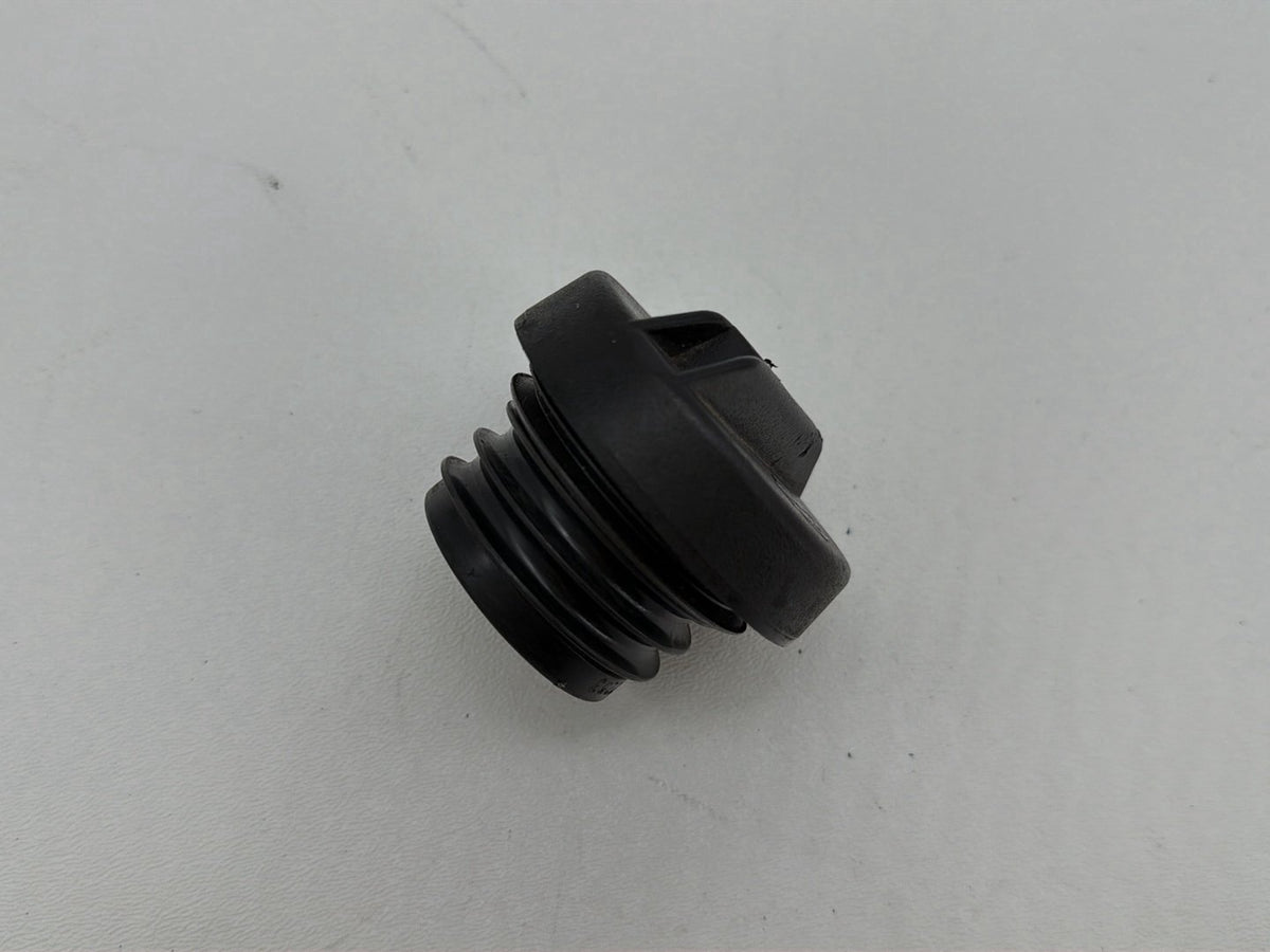 1994 Harley Electra Glide Touring Classic Filler Cap Fuel Pump Cap Bushing Hub