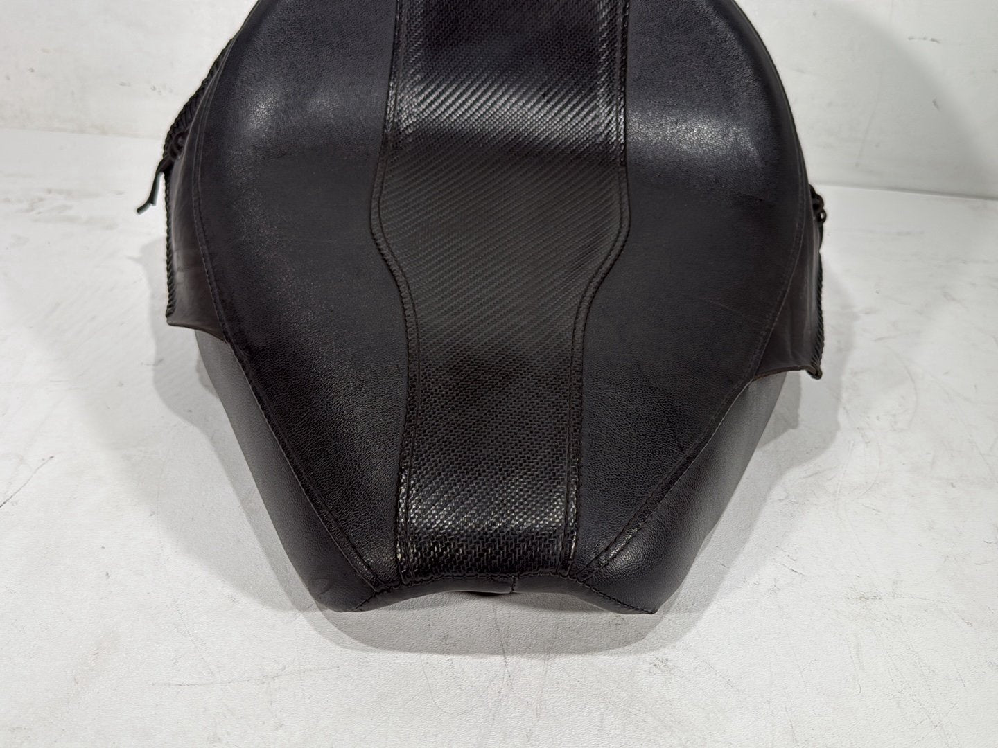 1997 Harley Softail Fat Boy FLSTF OEM Rider Driver Solo Seat Pillion 52217-90C