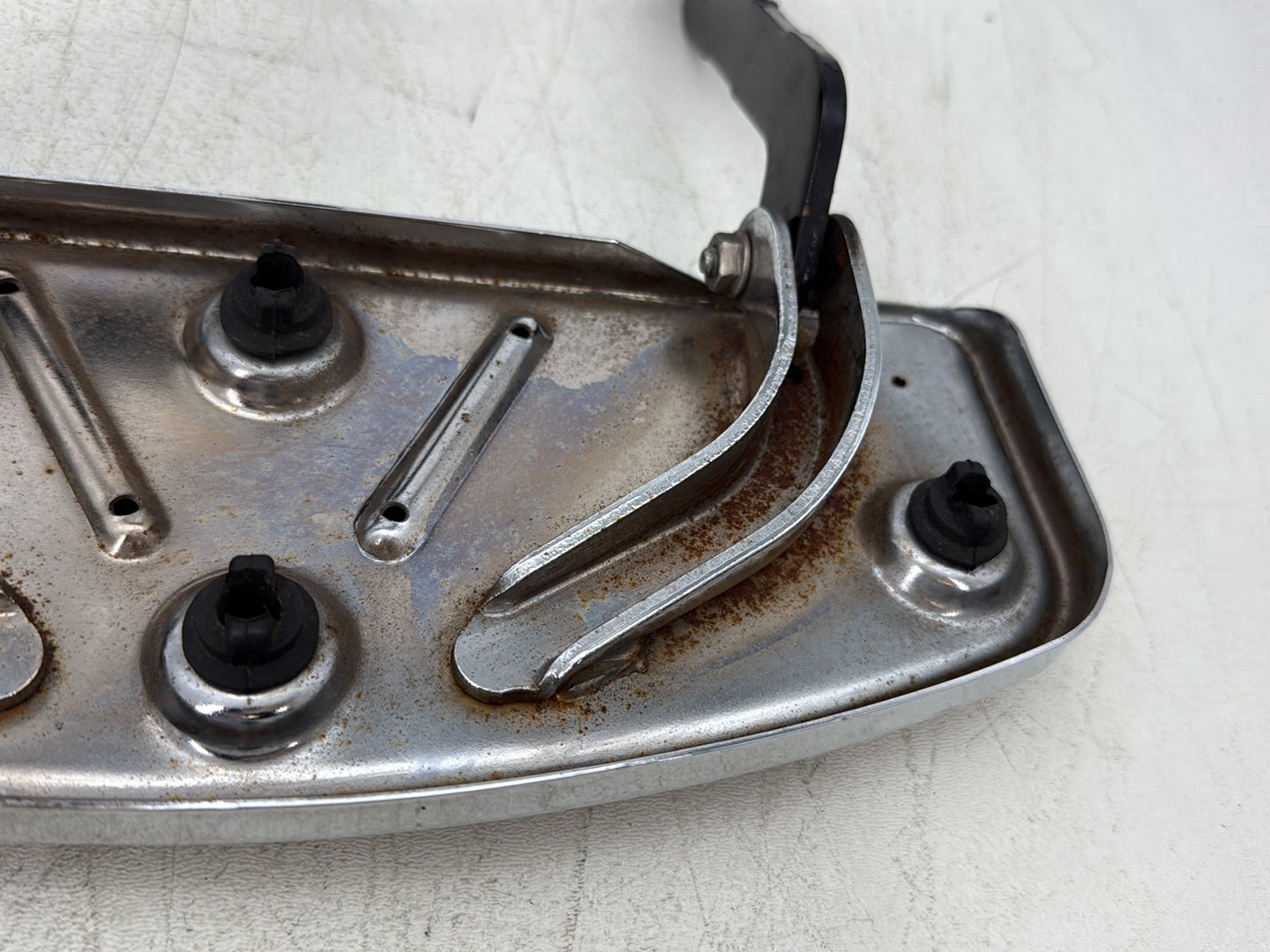 2006 Harley Road King Touring FLHRCI Classic OEM Left Right Driver Floorboard Foot Rest