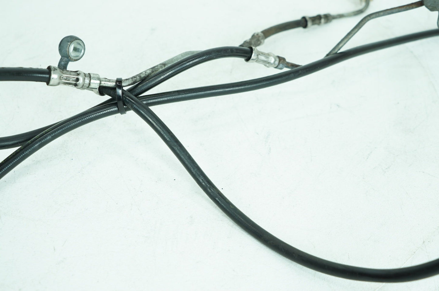 2007 - 2016 Harley-Davidson Touring Street Glide Front Brake Hose Line Pipe ABS 40612-09