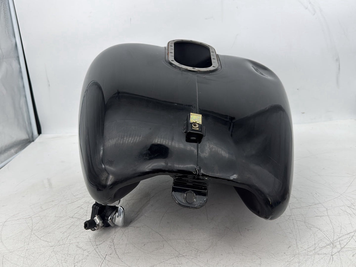 04 Harley Touring Electra Glide OEM Fuel Gas Tank Gasoline Reservoir * DENTED *
