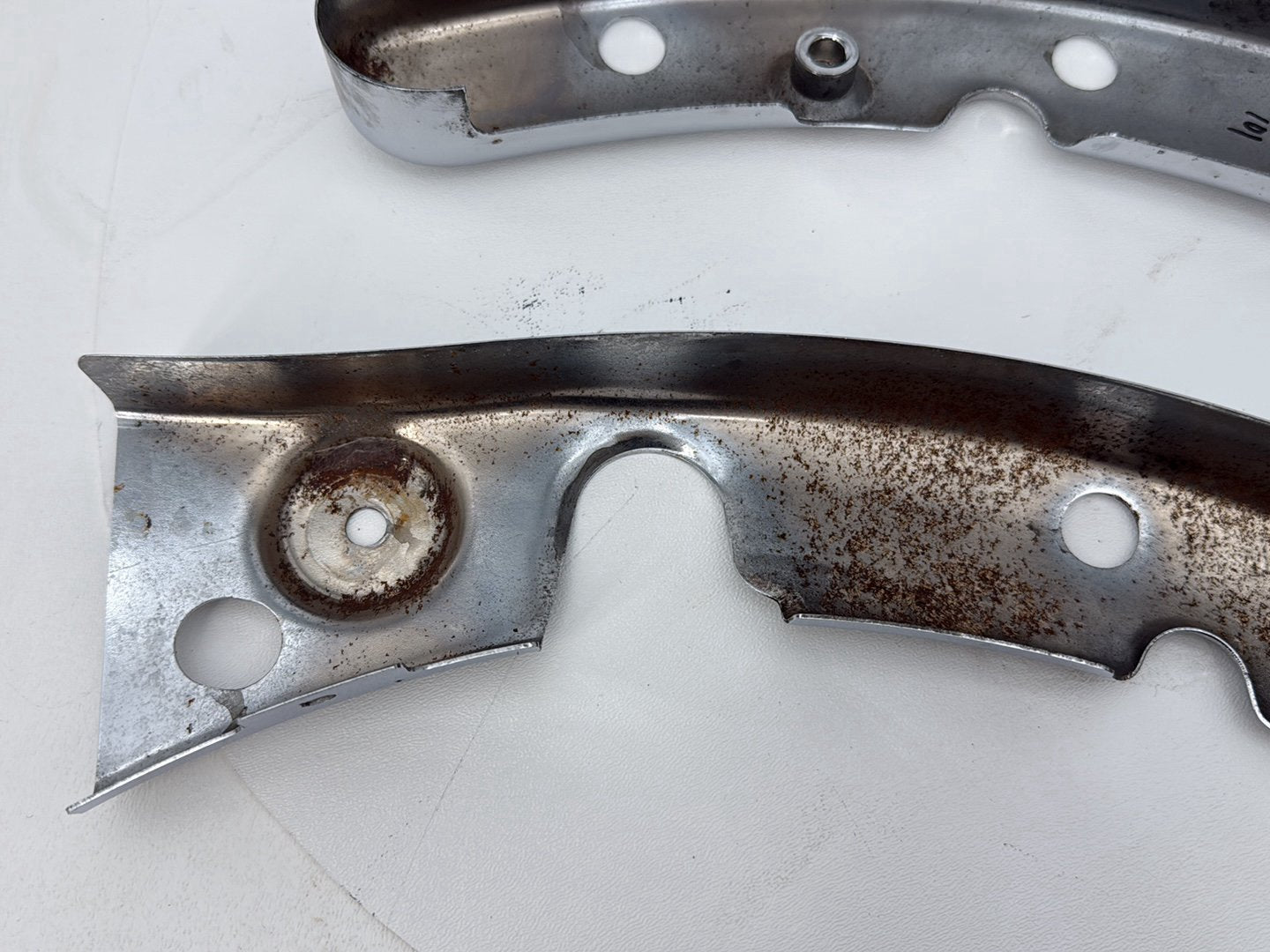 2007 - 2011 Harley-Davidson Touring Street Glide Rear Left Right Fender Struts Bracket 47502-09