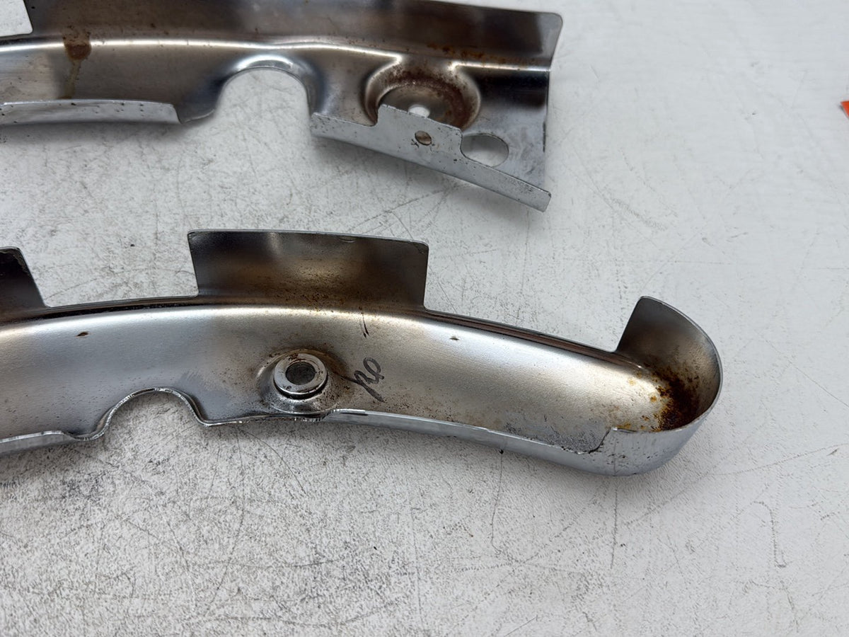2009 Harley Road King Touring Police OEM Rear Left Right Fender Struts Bracket