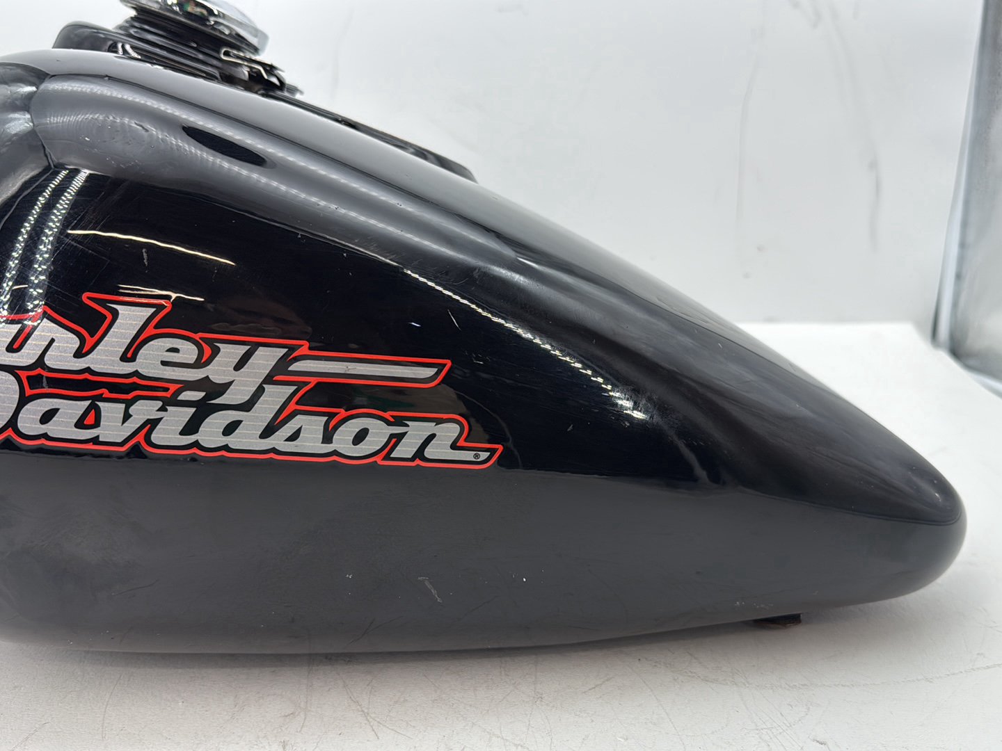 2002 Harley Dyna FXD Super Glide OEM Fuel Gas Tank Gasoline Reservoir