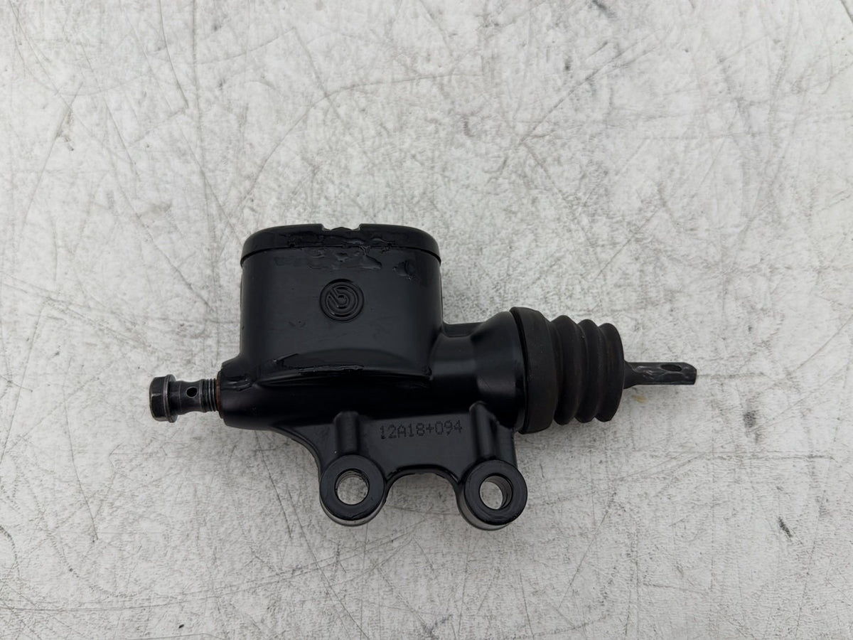 2012 Harley Road Glide Touring Custom OEM Rear Brake Master Cylinder Reservoir