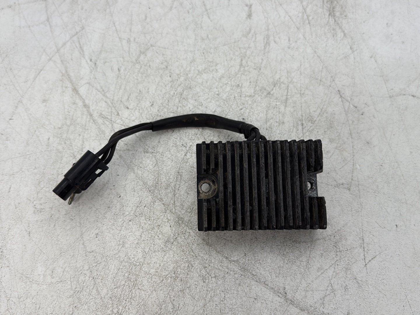1997 Harley Sportster 1200 Custom XL1200C OEM Voltage Regulator Rectifier