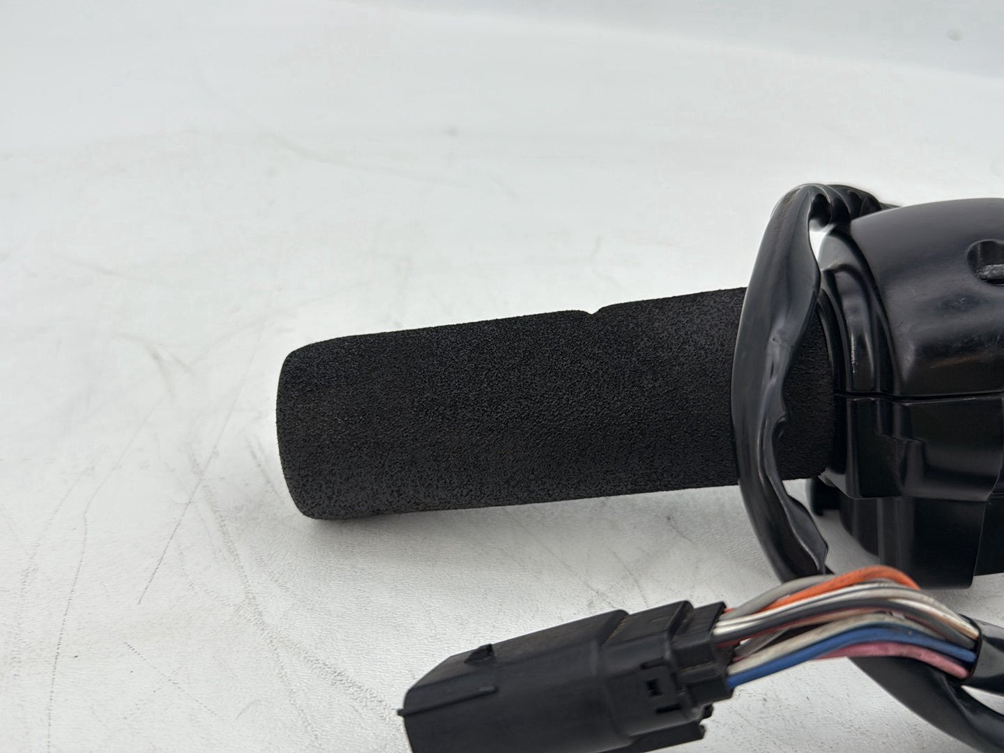 2007 - 2016 Harley-Davidson Touring Electra Glide Ultra Right Engine Start Kill Switches Controls